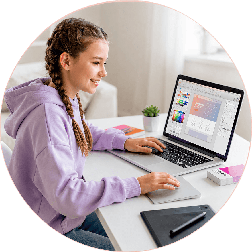 Учениця курсу веб-дизайну My Computer Academy — онлайн навчання у Figma